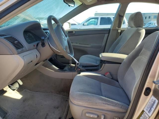 2004 Toyota Camry LE