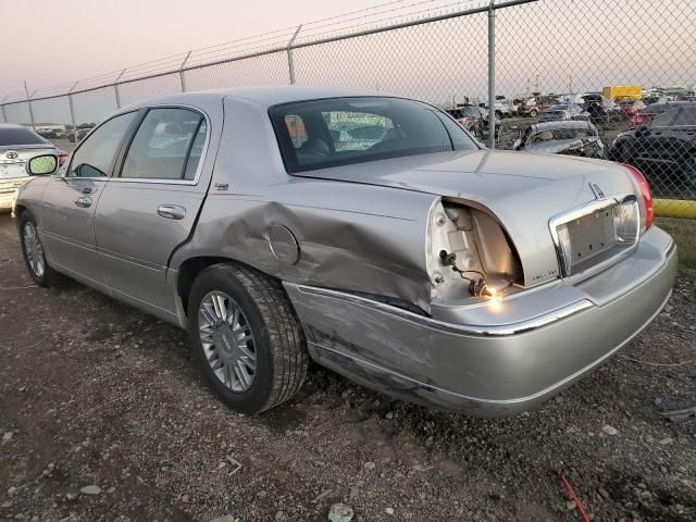 2009 Lincoln Town Car Signature Limited