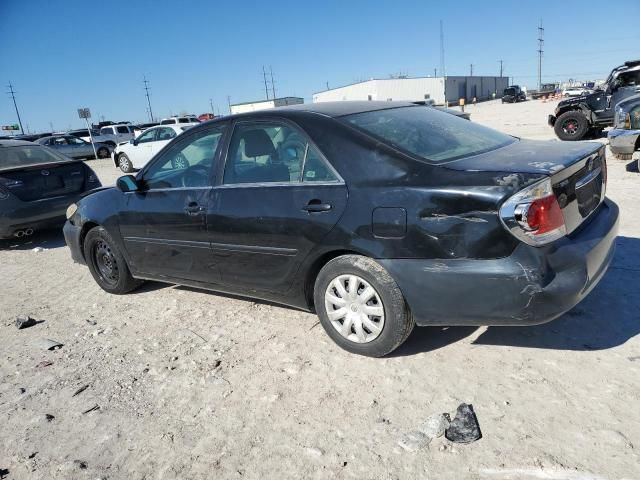 2005 Toyota Camry LE