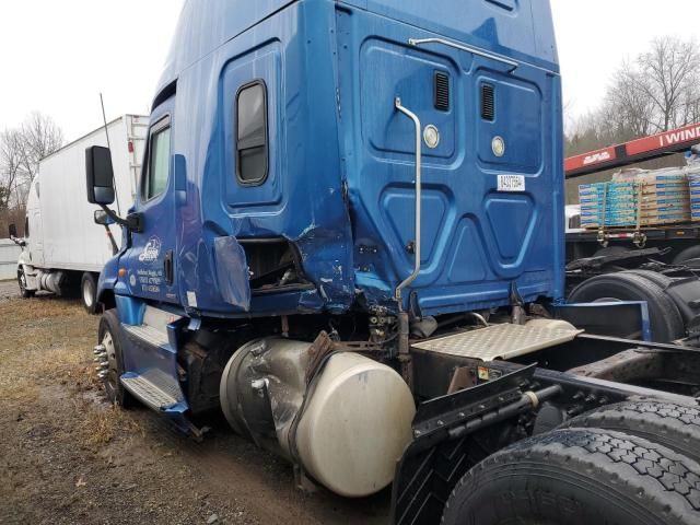 2016 Freightliner Cascadia 125