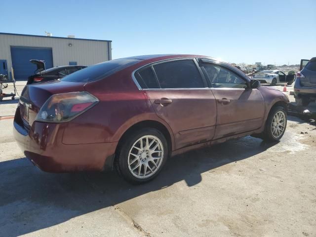 2011 Nissan Altima Base