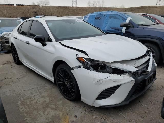 2020 Toyota Camry SE