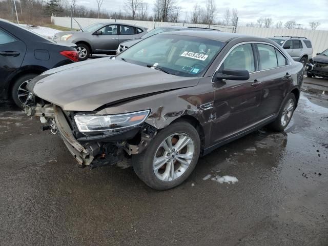 2016 Ford Taurus SE