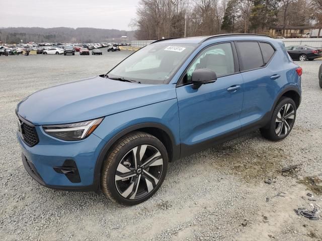 2024 Volvo XC40 Ultimate