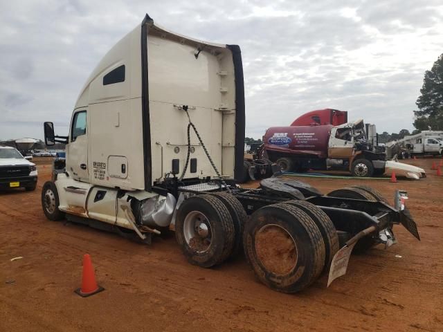 2019 Kenworth Construction T680