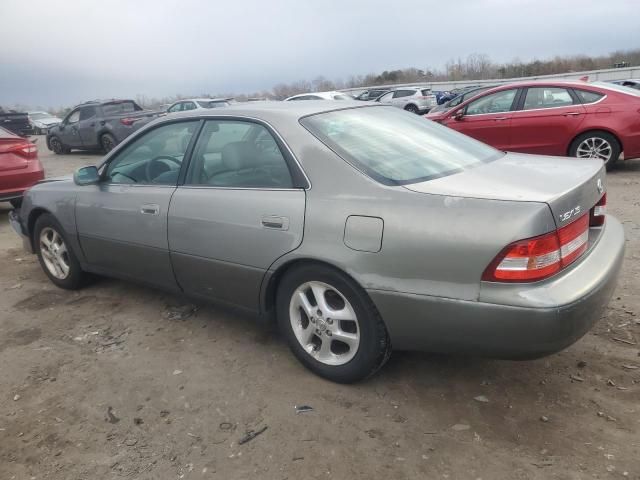 2000 Lexus ES 300