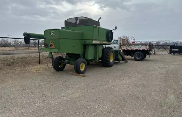 1979 John Deere 4400