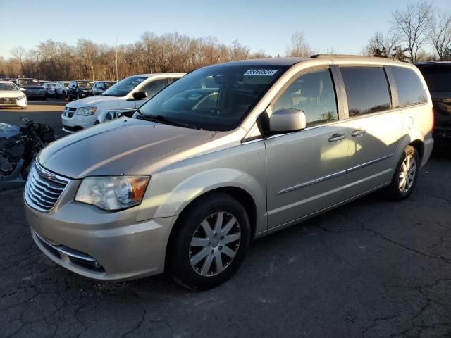 2014 Chrysler Town & Country Touring