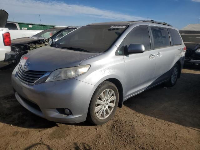 2012 Toyota Sienna XLE