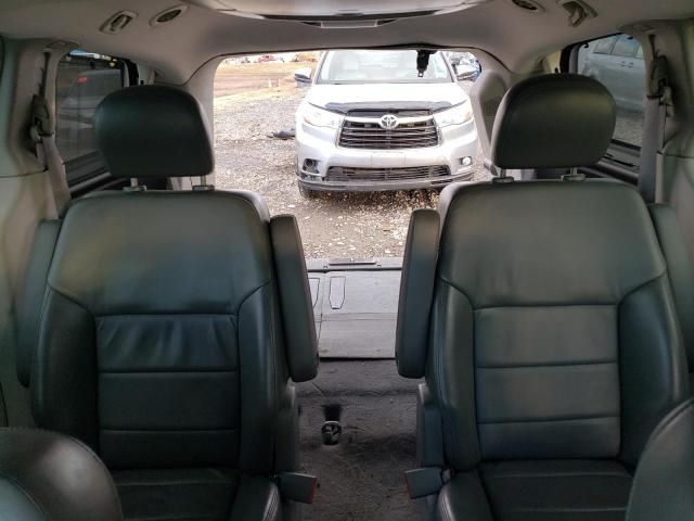 2009 Volkswagen Routan SEL