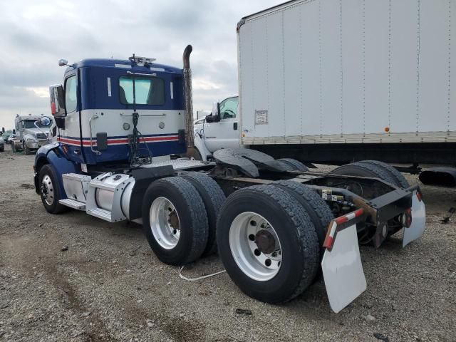 2015 Peterbilt 579