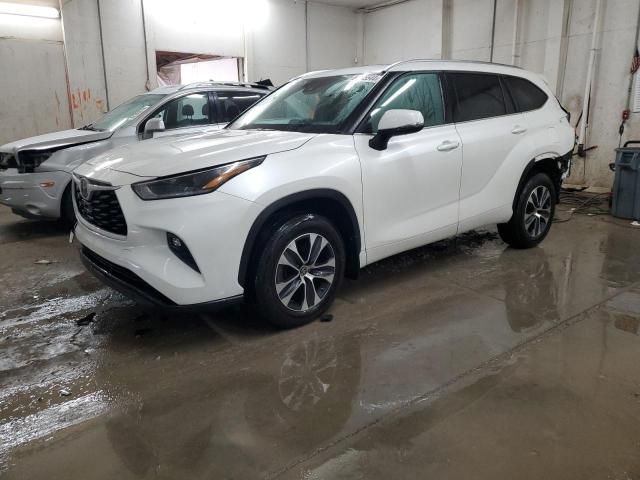 2021 Toyota Highlander XLE