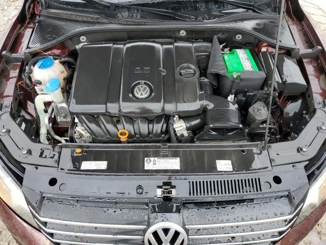 2013 Volkswagen Passat SE