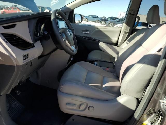 2019 Toyota Sienna XLE