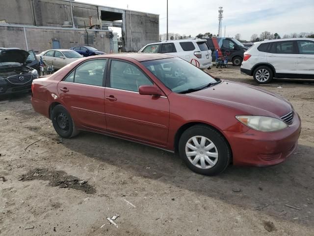 2005 Toyota Camry LE