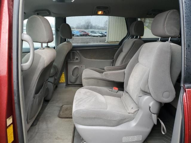 2008 Toyota Sienna CE