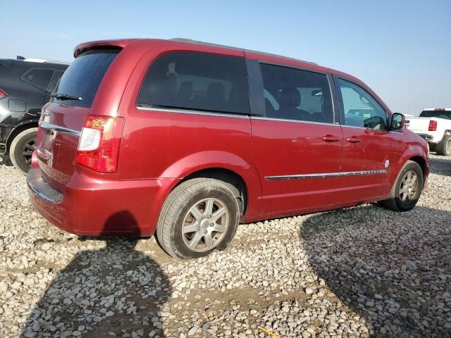 2012 Chrysler Town & Country Touring