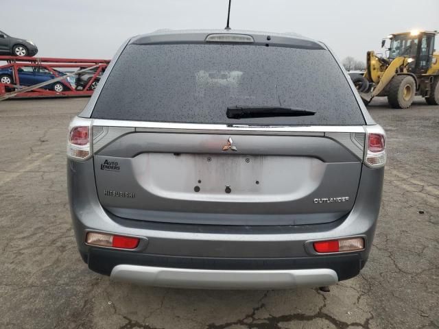 2015 Mitsubishi Outlander SE