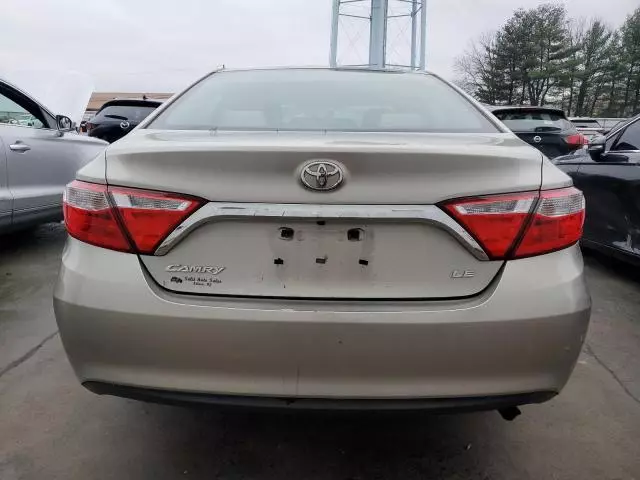 2016 Toyota Camry LE