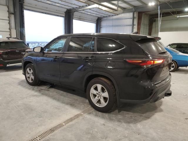 2024 Toyota Highlander LE