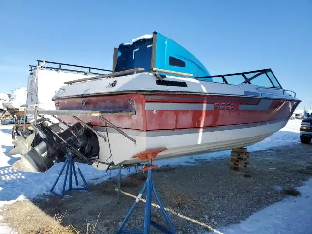 1989 Regal Boat