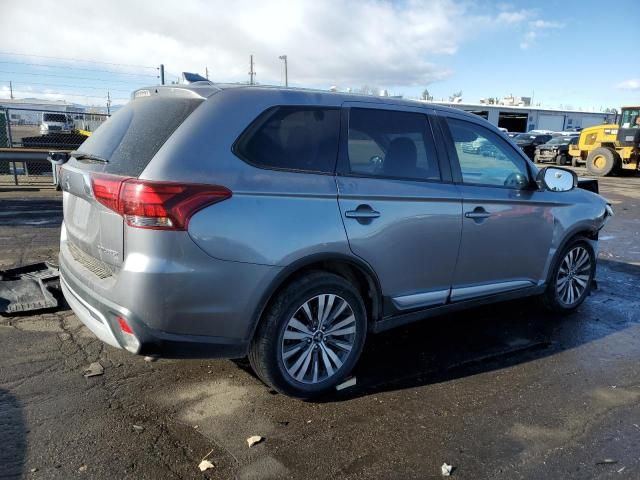 2019 Mitsubishi Outlander SE