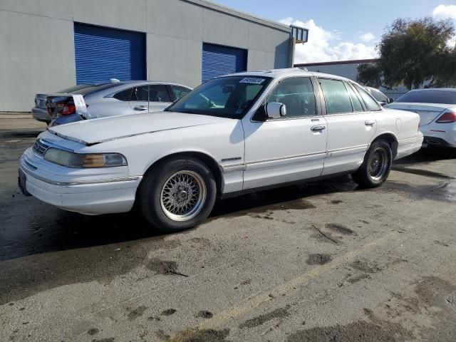 1994 Ford Crown Victoria LX