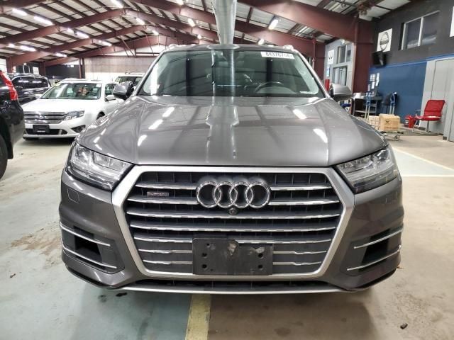 2019 Audi Q7 Premium Plus