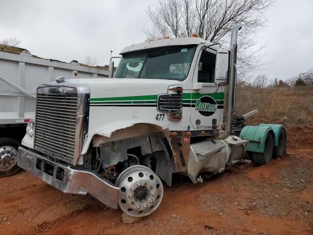 2020 Freightliner 122SD