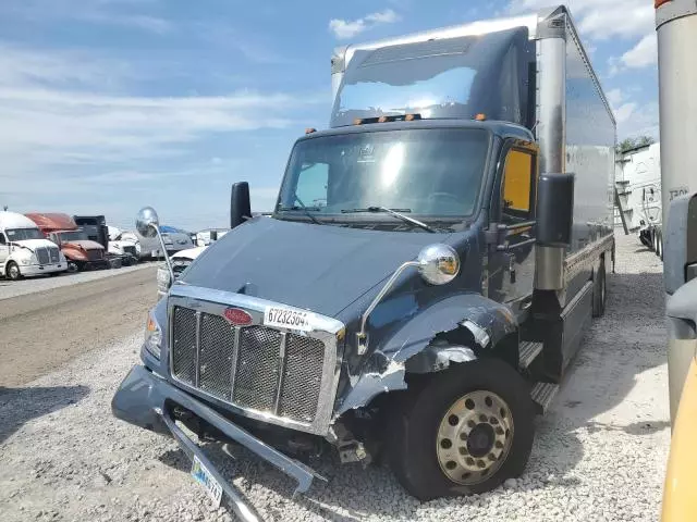 2023 Peterbilt 536