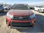 2017 Toyota Highlander SE