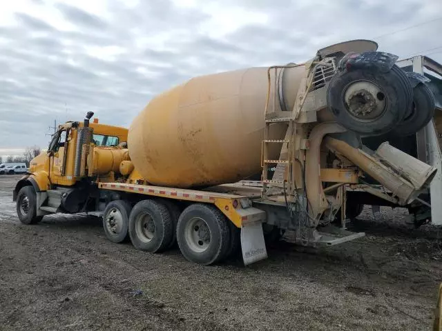 2013 Kenworth Construction T800