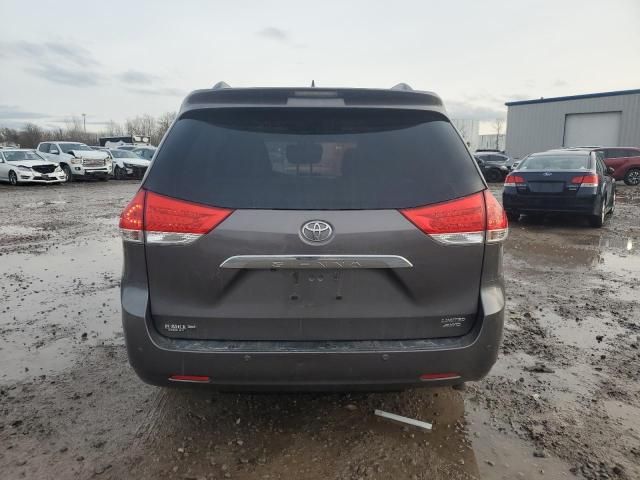 2013 Toyota Sienna XLE