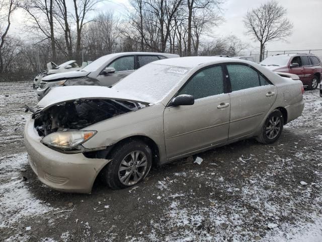 2005 Toyota Camry LE