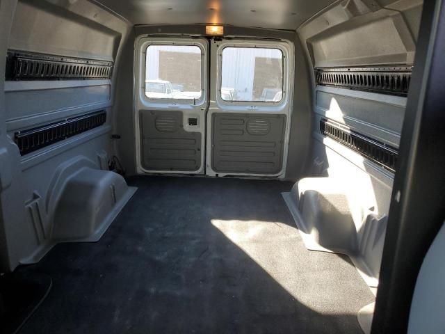 2004 Ford Econoline E250 Van