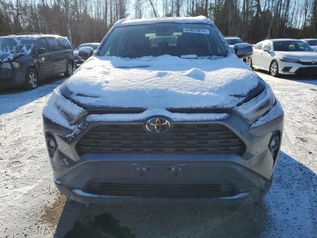 2022 Toyota Rav4 XLE