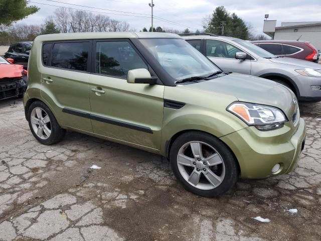 2011 KIA Soul +