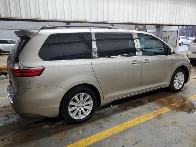 2015 Toyota Sienna XLE