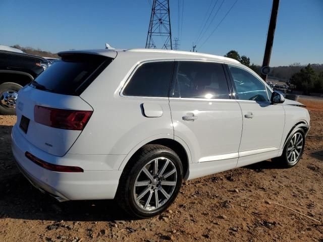 2018 Audi Q7 Premium Plus