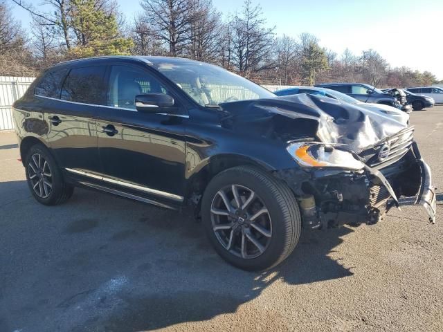 2017 Volvo XC60 T6 Dynamic