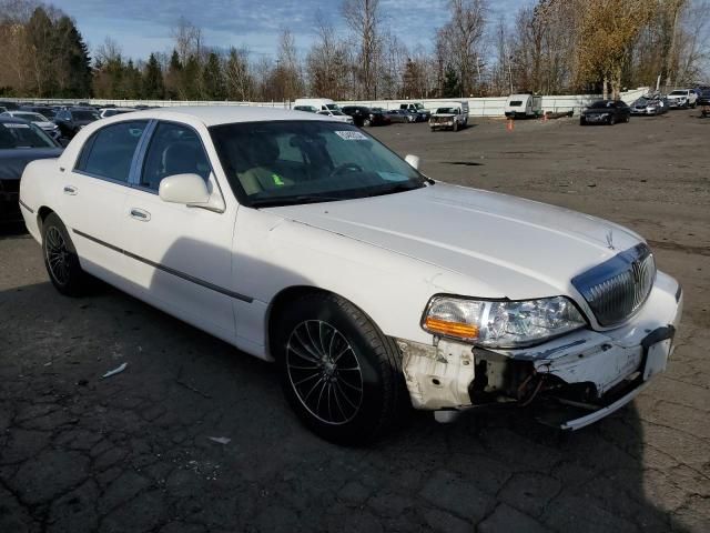 2010 Lincoln Town Car Signature Limited