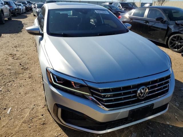 2021 Volkswagen Passat R-Line