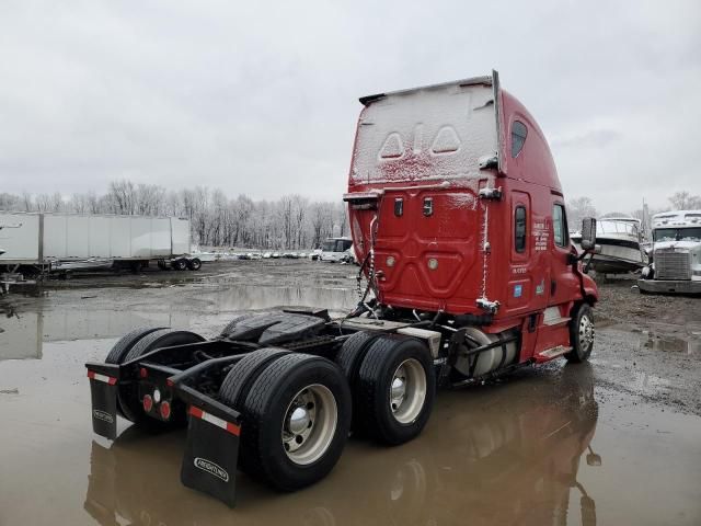 2017 Freightliner Cascadia 125