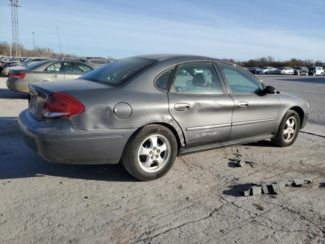 2005 Ford Taurus SE