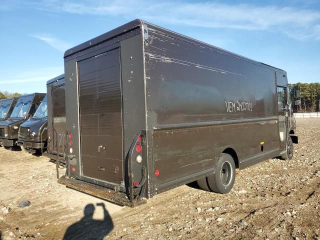 2009 Freightliner Chassis M Line WALK-IN Van