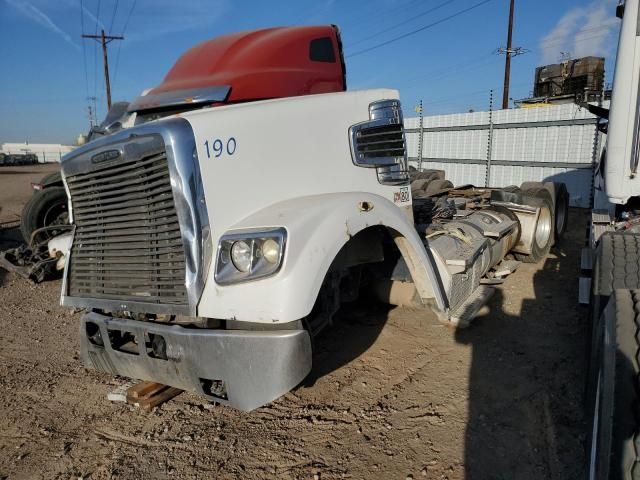 2017 Freightliner 122SD