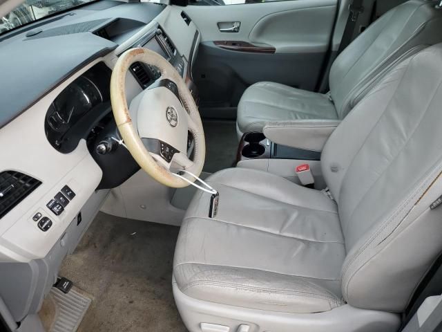 2012 Toyota Sienna XLE