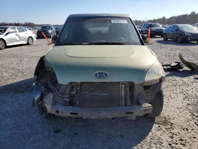 2010 KIA Soul +