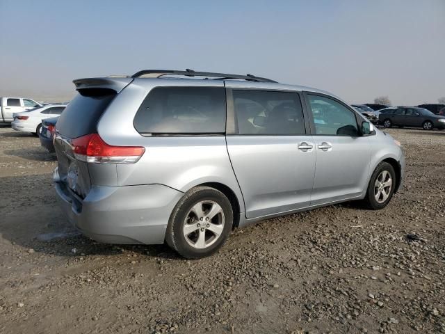 2012 Toyota Sienna LE