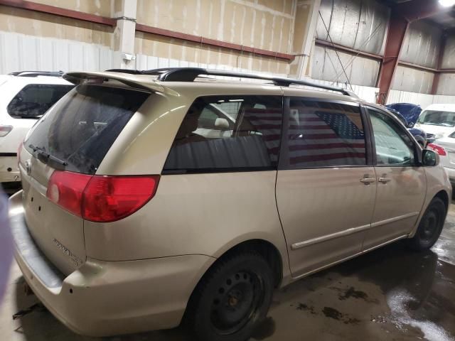 2008 Toyota Sienna XLE